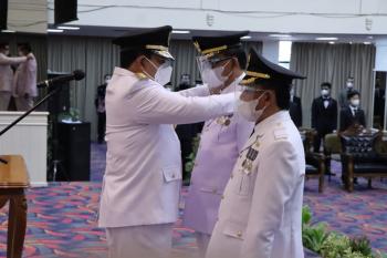 Gubernur Lampung Arinal Djunaidi Lantik Bupati Dan Wakil Bupati Pesisir Barat